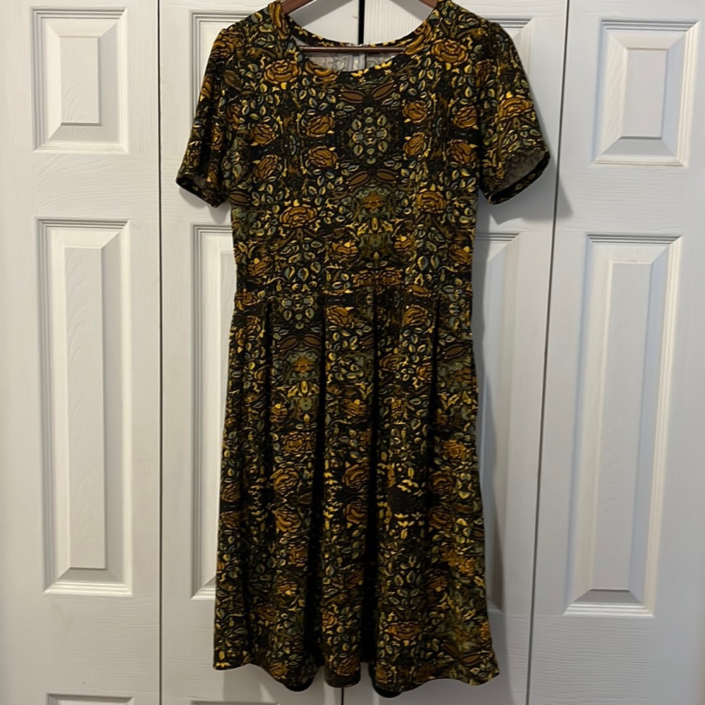 LuLaRoe Amelia Zip Dress Size XL